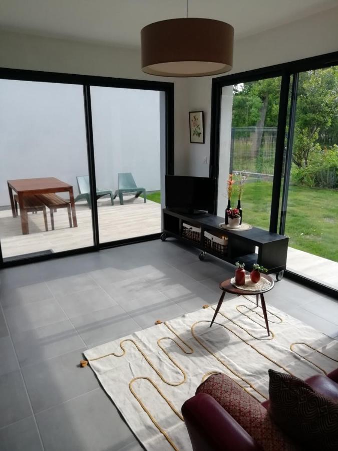 Charmante Maison Neuve Au Lac D'乌尔坦湖 外观 照片